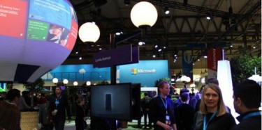 墨戈毕加带你走入MWC展厅，展厅设计就是那么矫情