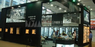 专业的展览公司如何运用展示空间中的灯光