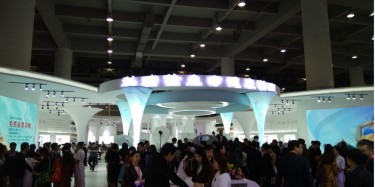 毕加展览带您看美博会展台设计PK门窗展展位设计