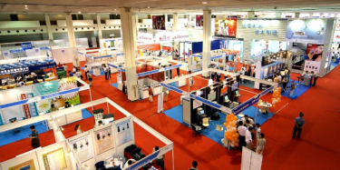 展览制作工厂聚焦：会展业“展能过剩”，亟待由大变强