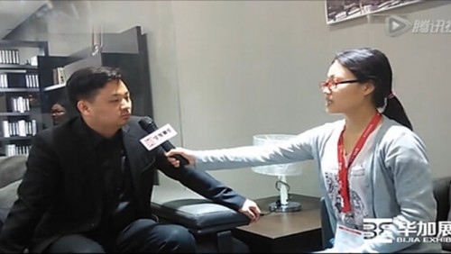 2015 Cole, Kano, the person in charge to accept the Bijia exhibition interview