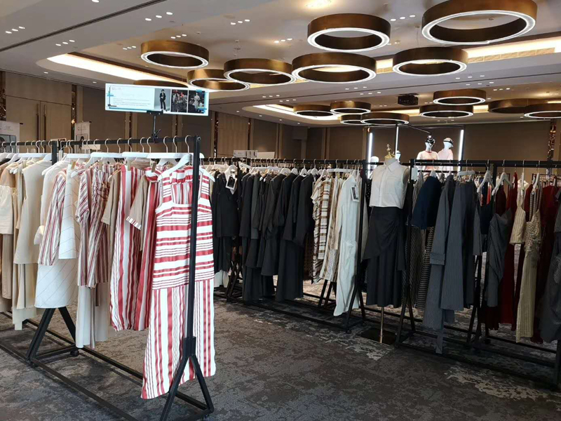 富力环贸港[赏裳]2019春夏女装订货会