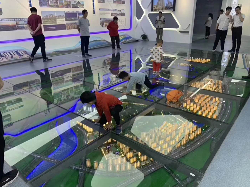 华山文化与城市更新展览馆——科技企业展厅设计